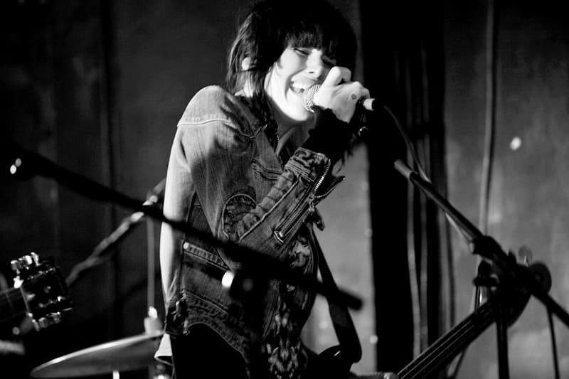 We_Fell_to_Earth_2009