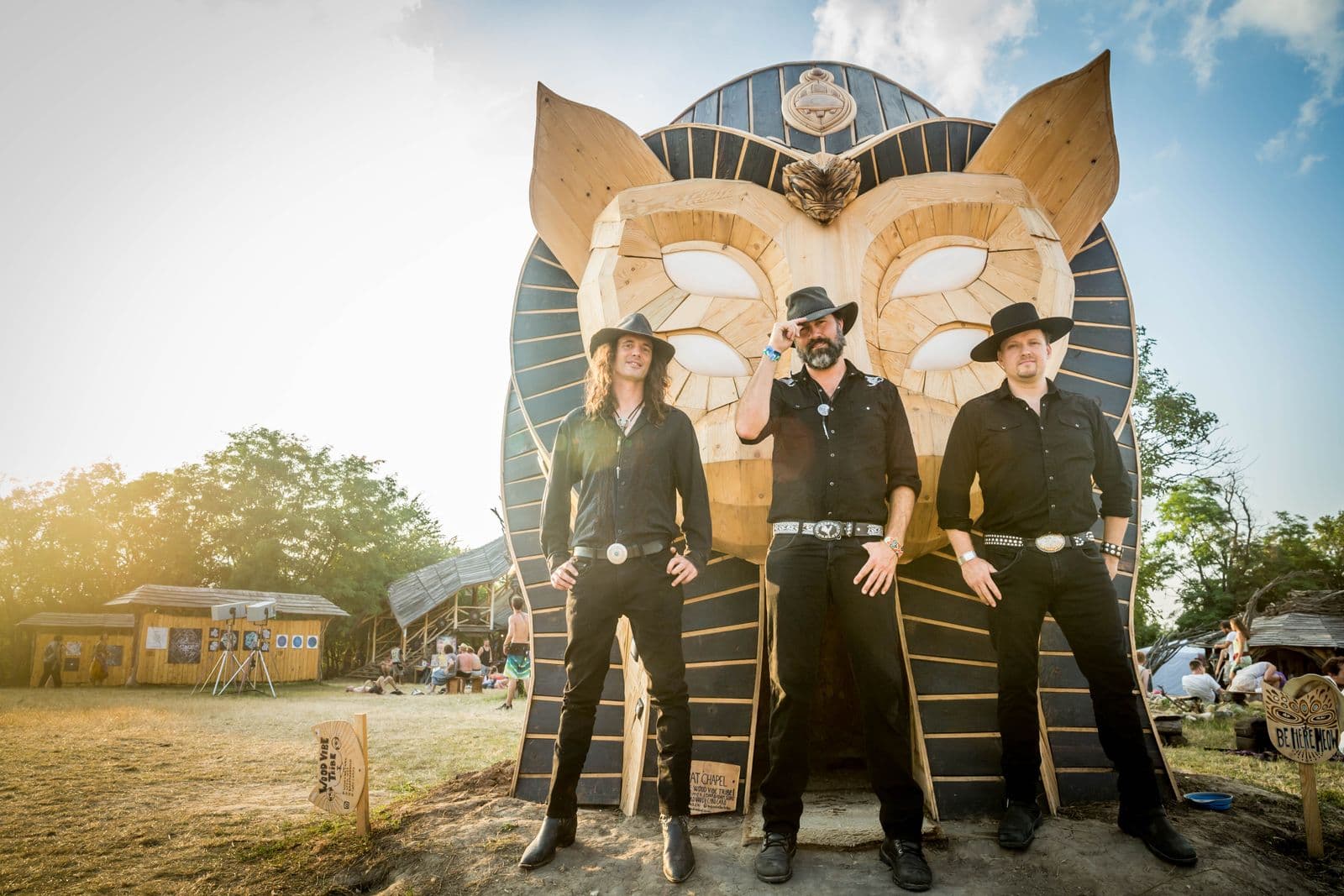 dirtwire-by-mika-gurovich-16