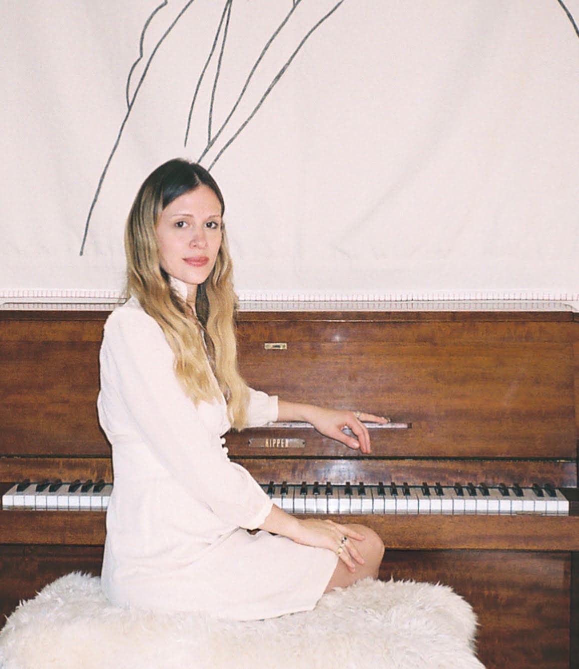 Lia Ices - General 1 - Renee Friedrich