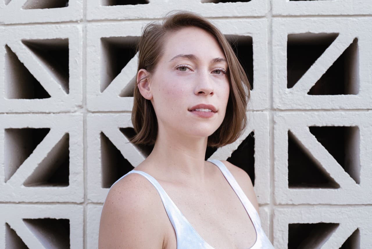 anna-burch-by-katie-neumann-02