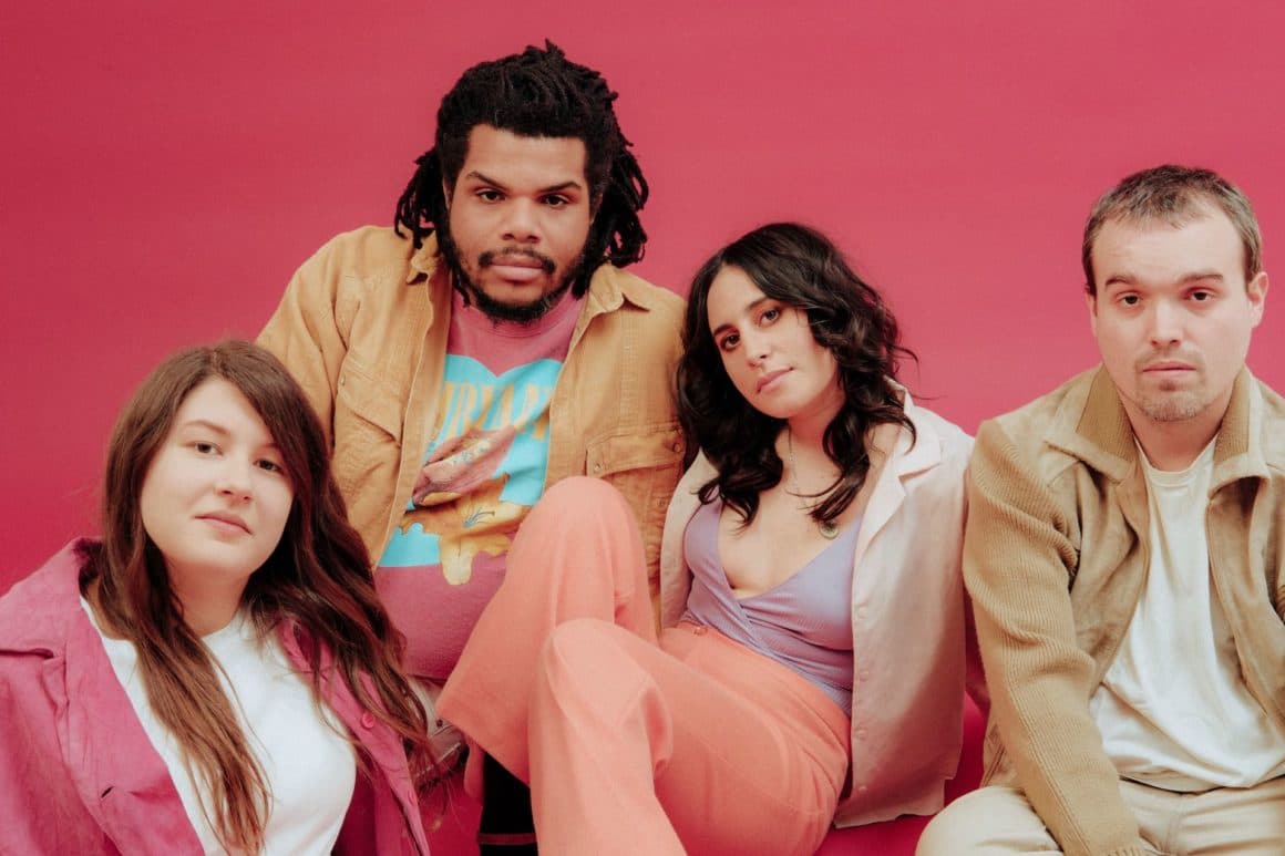 Mannequin-Pussy_creditMarcus-Maddox-1160x773