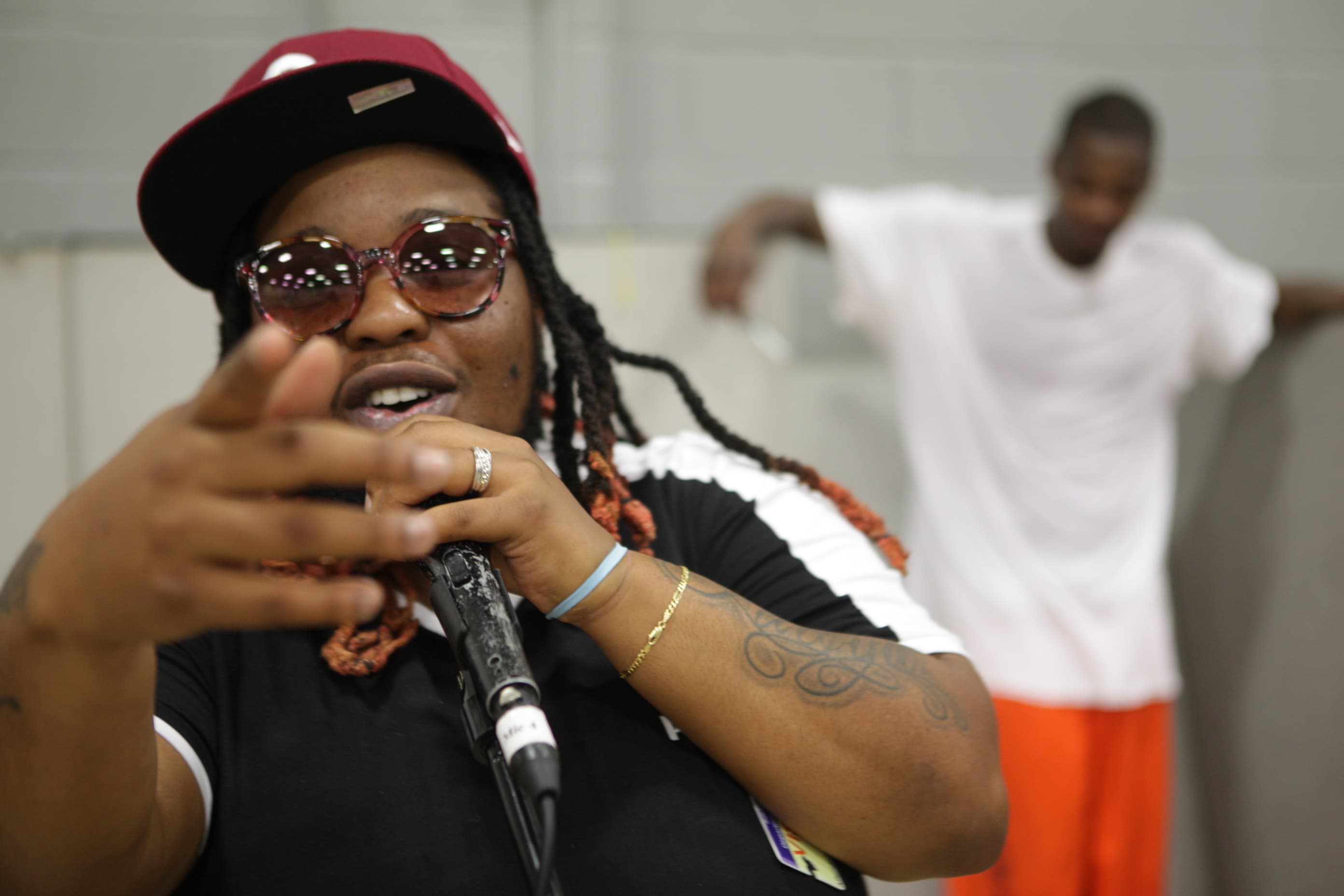 BL Shirelle in action image courtesy of DJC Records