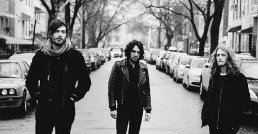 1000x1000x11TMH-Press-Photo1-By-Atisha-Paulson.jpg.pagespeed.ic.HLvnFWDu49