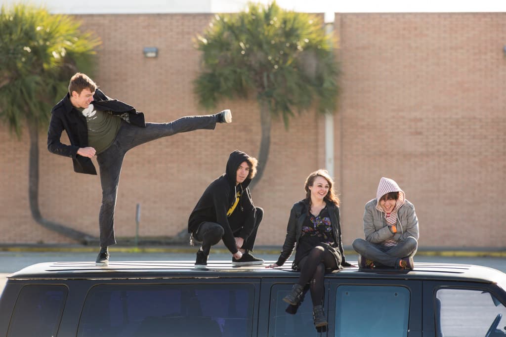 1393888009flashlightsHR25