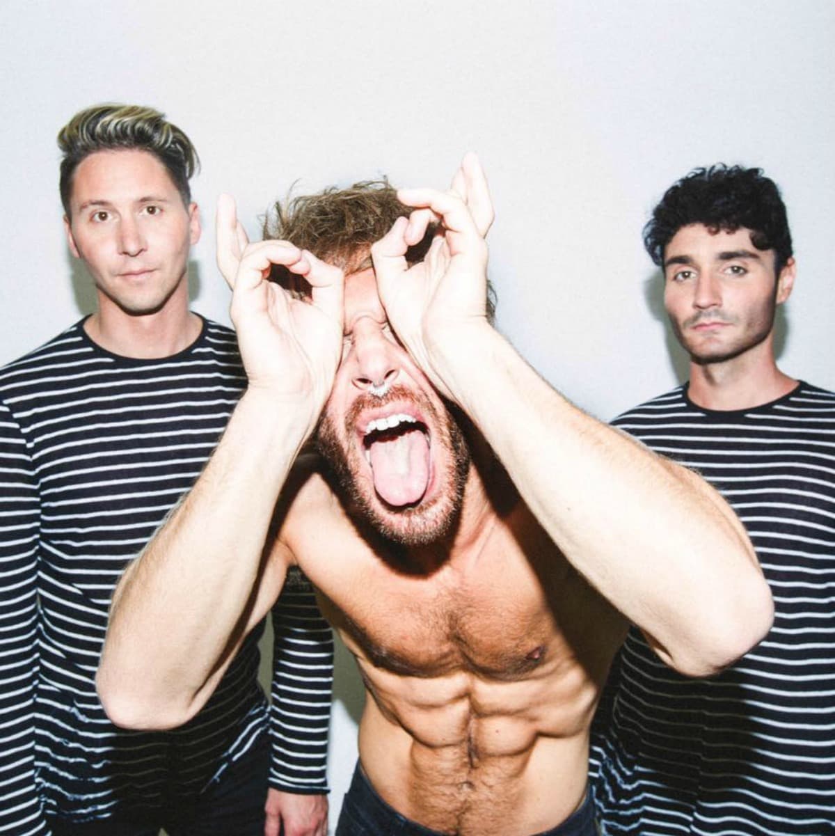 small pool audio femme